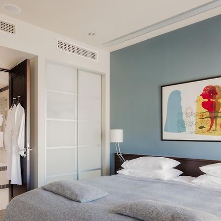 Hotel Bergs Suites Рига Экстерьер фото