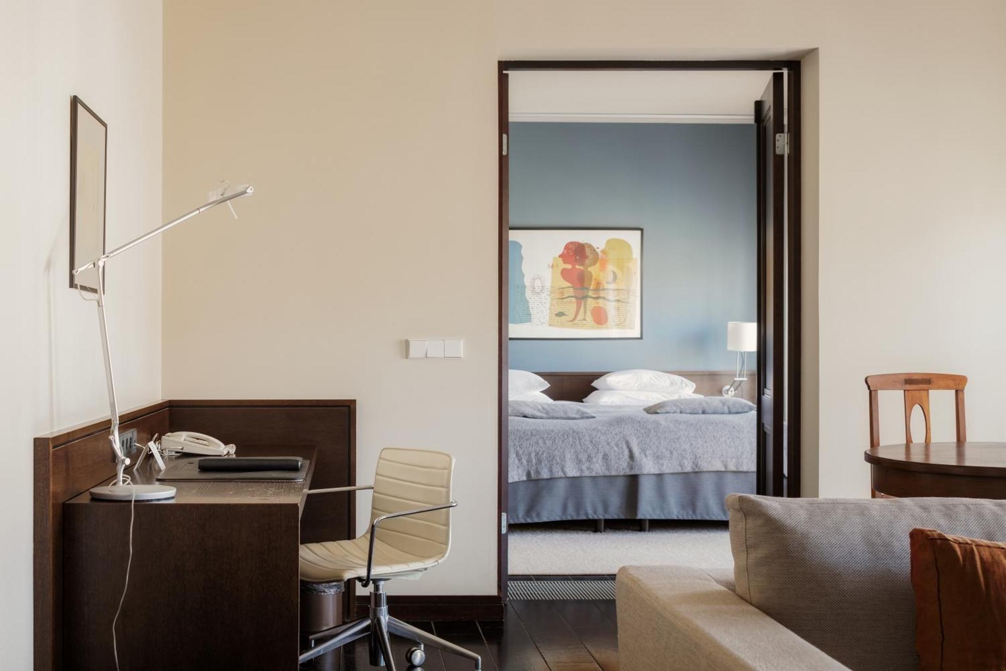 Hotel Bergs Suites Рига Экстерьер фото